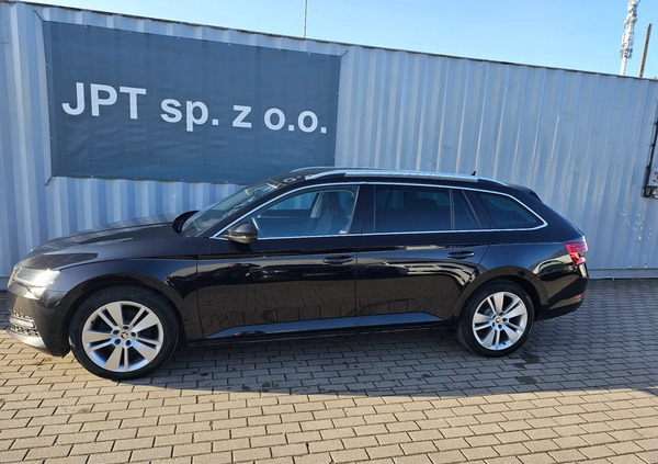 Skoda Superb cena 109347 przebieg: 113762, rok produkcji 2019 z Żychlin małe 466